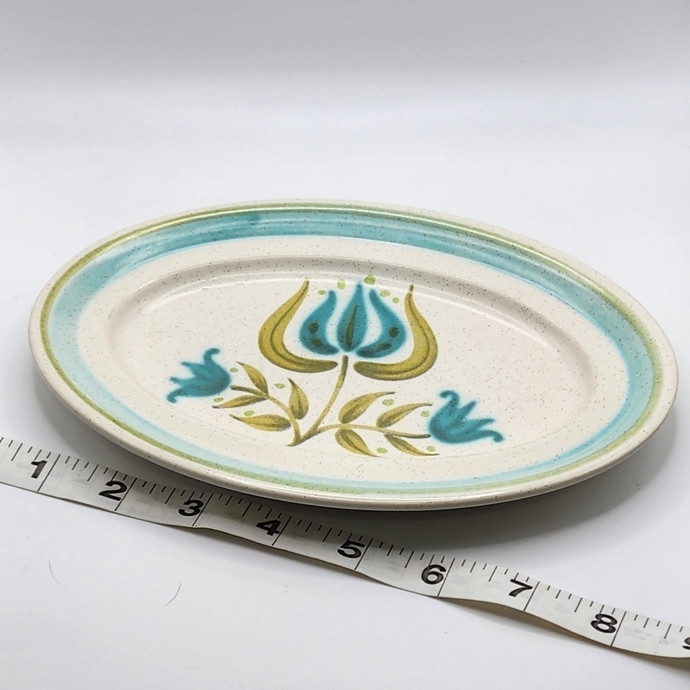 Franciscan Tulip Serving dish
